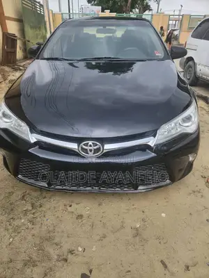 Toyota Camry SE 4dr Sedan (2.5L 4cyl 6A) 2017 Black