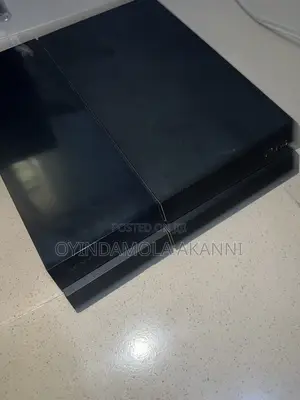 Used PS4 – Fully Functional, Clean in Good Condition