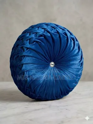Circle Colour Throw Pillow for Couch