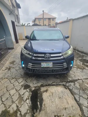 Toyota Highlander 2016 Blue