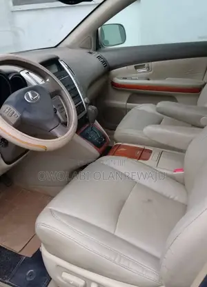 Lexus RX 330 2005 Gold