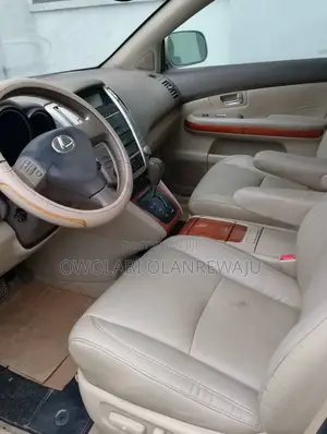 Lexus RX 330 2005 Gold