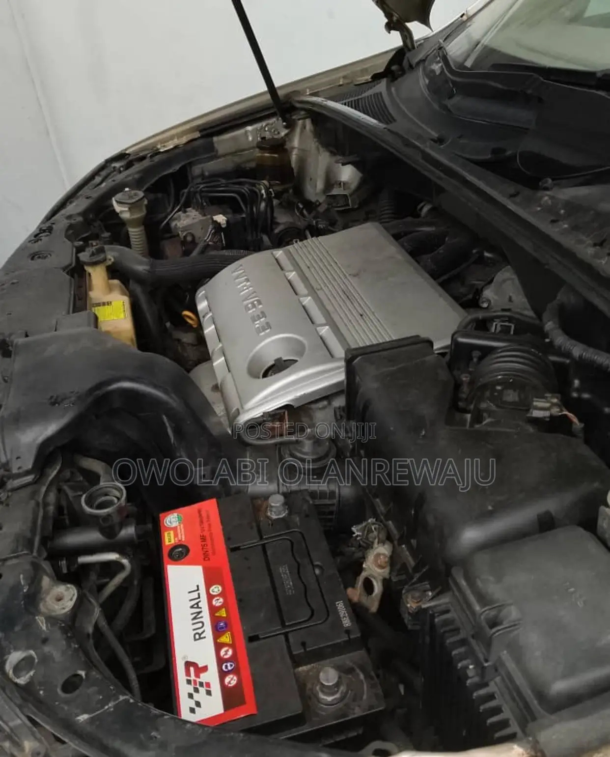 Lexus RX 330 2005 Gold