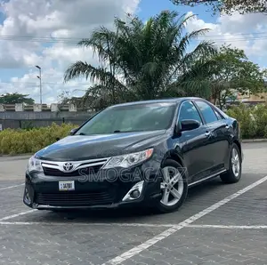 Toyota Camry LE 4dr Sedan (2.5L 4cyl 6A) 2013