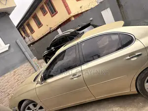 Lexus ES 330 2005 Gold