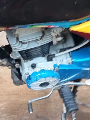 Bajaj Boxer 125 2025 Red
