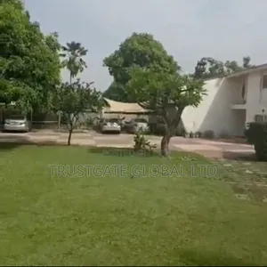 5bdrm Duplex in Maitama for sale