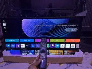 65 Inches LG Oled Smart TV in Warri, Delta State