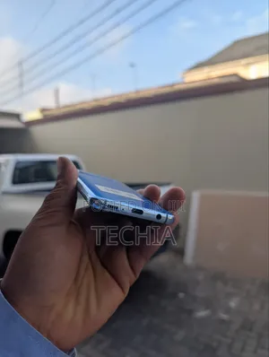Samsung Galaxy S10 128 GB Blue