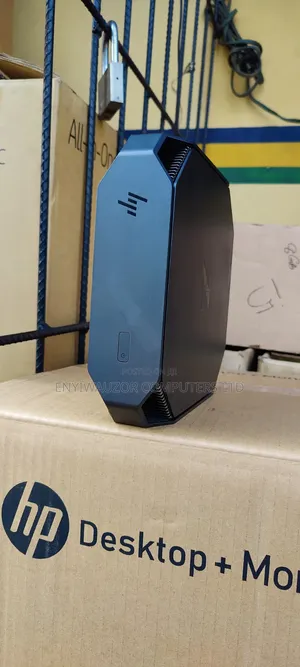 Desktop Computer HP Z2 16GB Intel Core i7 SSD 256GB