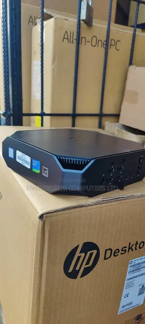 Desktop Computer HP Z2 16GB Intel Core i7 SSD 256GB