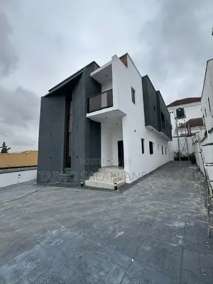 4bdrm Duplex in Alalubosa for sale