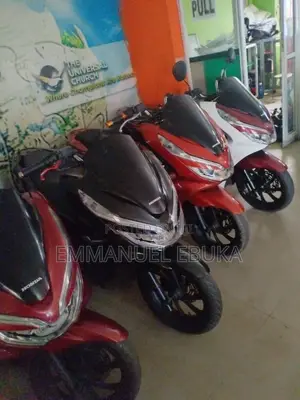 Max-S 2006 White