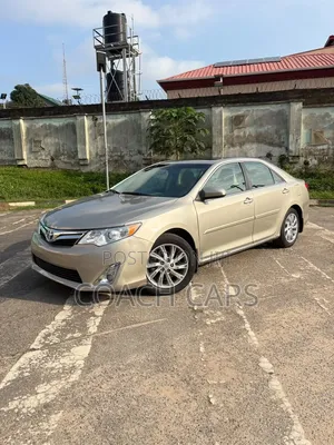 Toyota Camry 2014 Gold