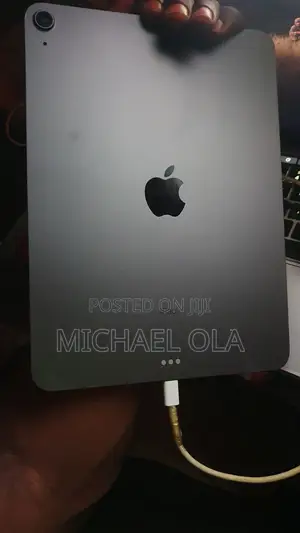 Apple iPad Air 64 GB Silver