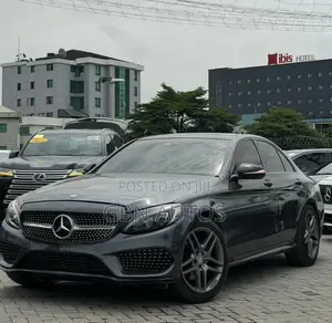 Mercedes-Benz C300 Sport 4Matic Sedan AWD (2.0L 4cyll 7A) 2016 Gray
