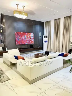 5-Bedroom Furnished Duplex With Pool Ps5 | Orchid Road
