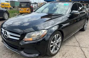 Mercedes-Benz C300 Luxury 4Matic Sedan AWD (2.0L 4cyl 7A) 2016 Black