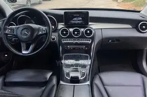 Mercedes-Benz C300 Luxury 4Matic Sedan AWD (2.0L 4cyl 7A) 2016 Black