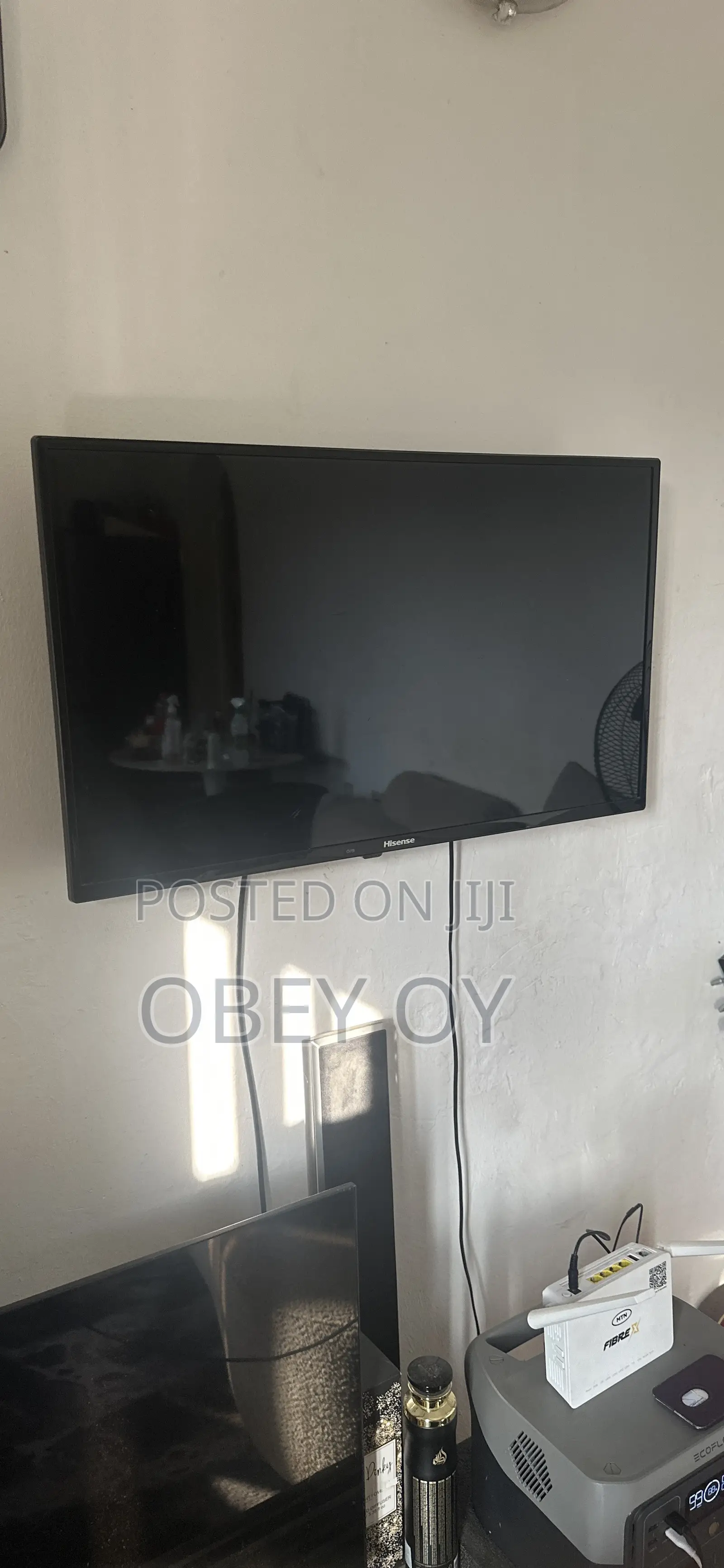 Hisense 32” TV