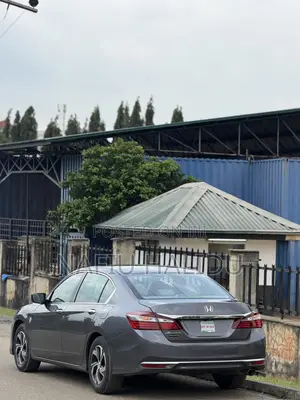 Honda Accord 2016 Gray