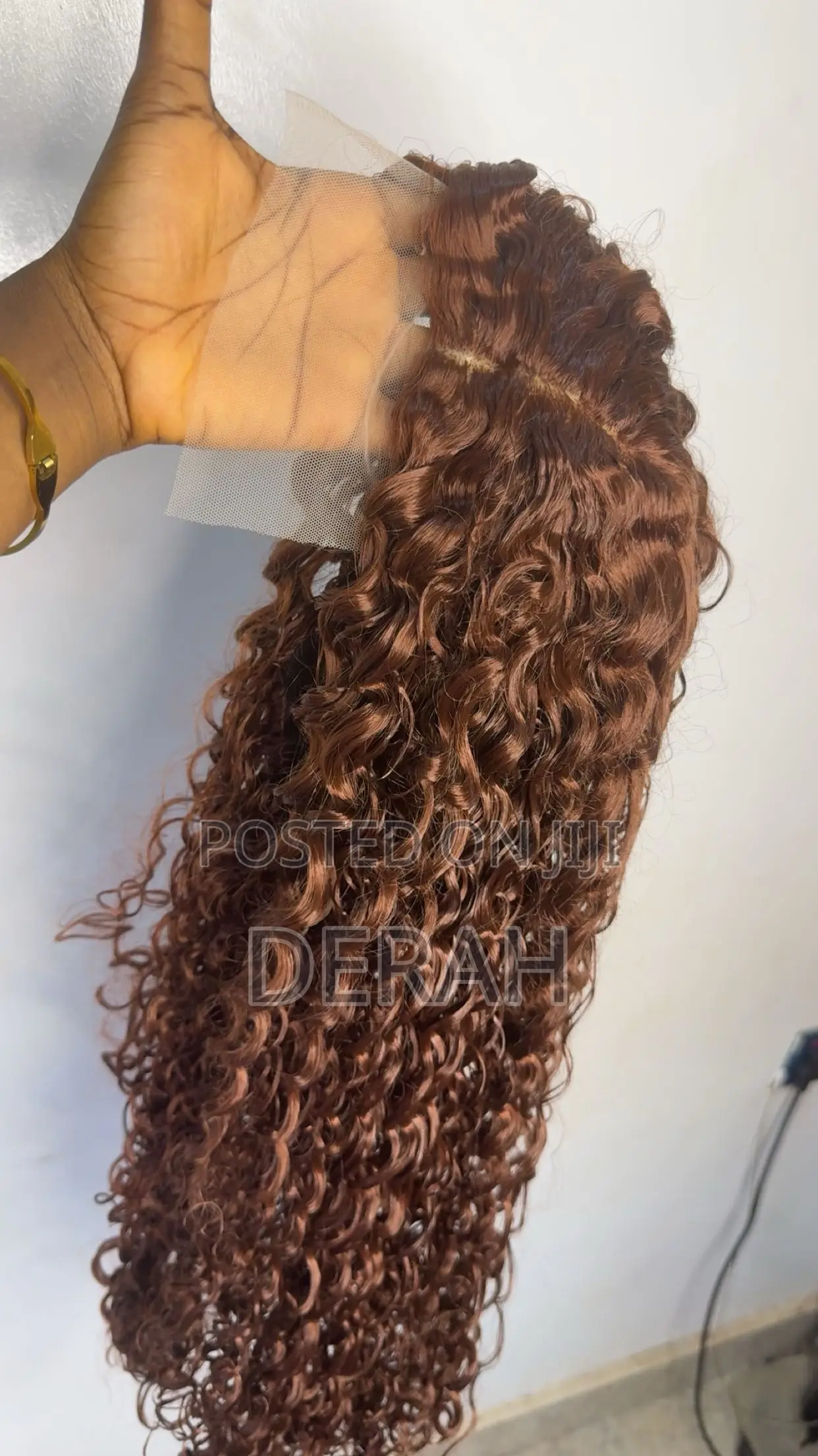 Long Wavy Hairs