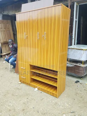 Wardrobe 4 by 6
