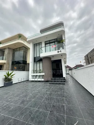 5bdrm Duplex in Lekki Expressway for sale