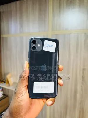 Apple iPhone 11 64 GB Black