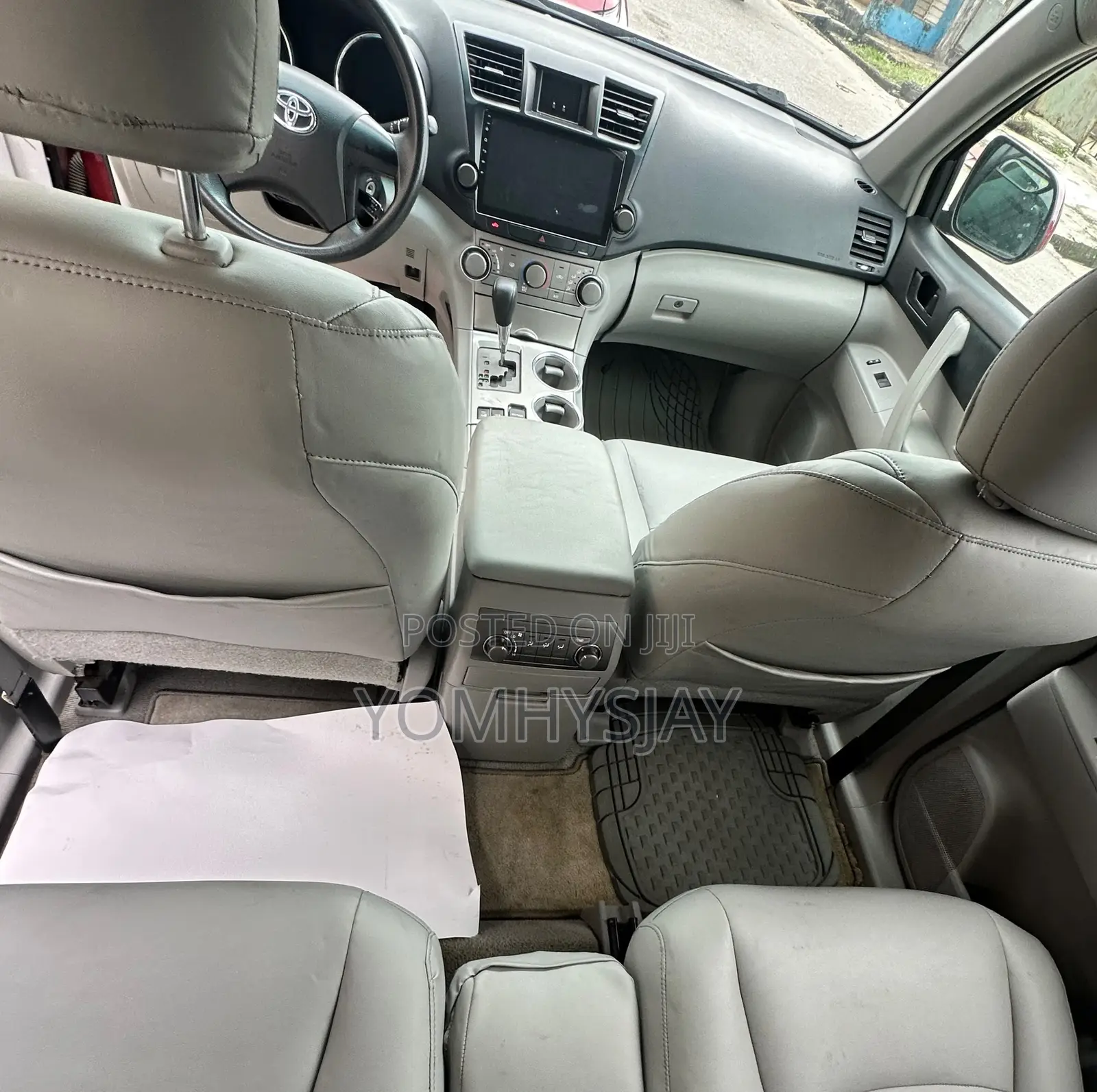 Toyota Highlander Base 2010 Red