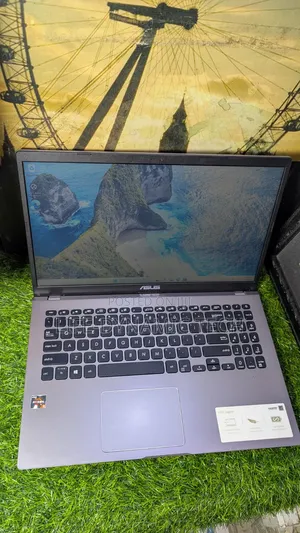 Laptop Asus Vivobook 15 8GB AMD Ryzen 5 SSD 128GB