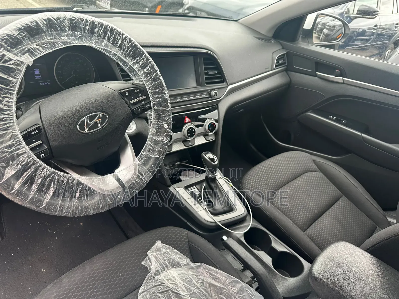 Hyundai Elantra 2019 White