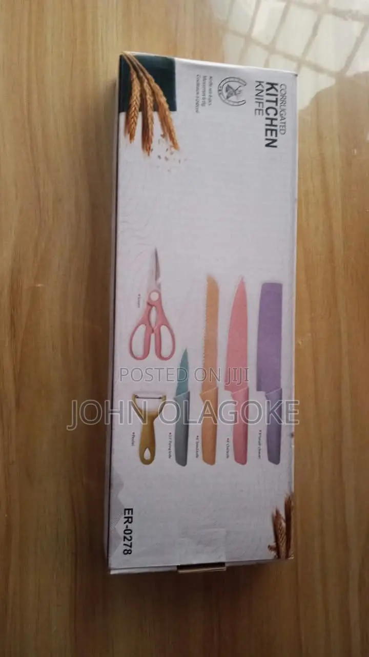 Mini Set of Souvenir Knives Set