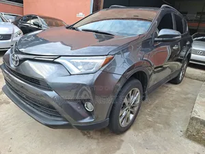 Toyota RAV4 2017 Matt Black