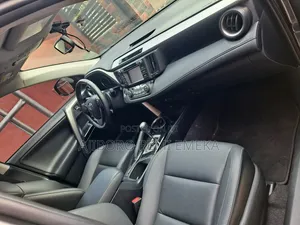 Toyota RAV4 2017 Matt Black