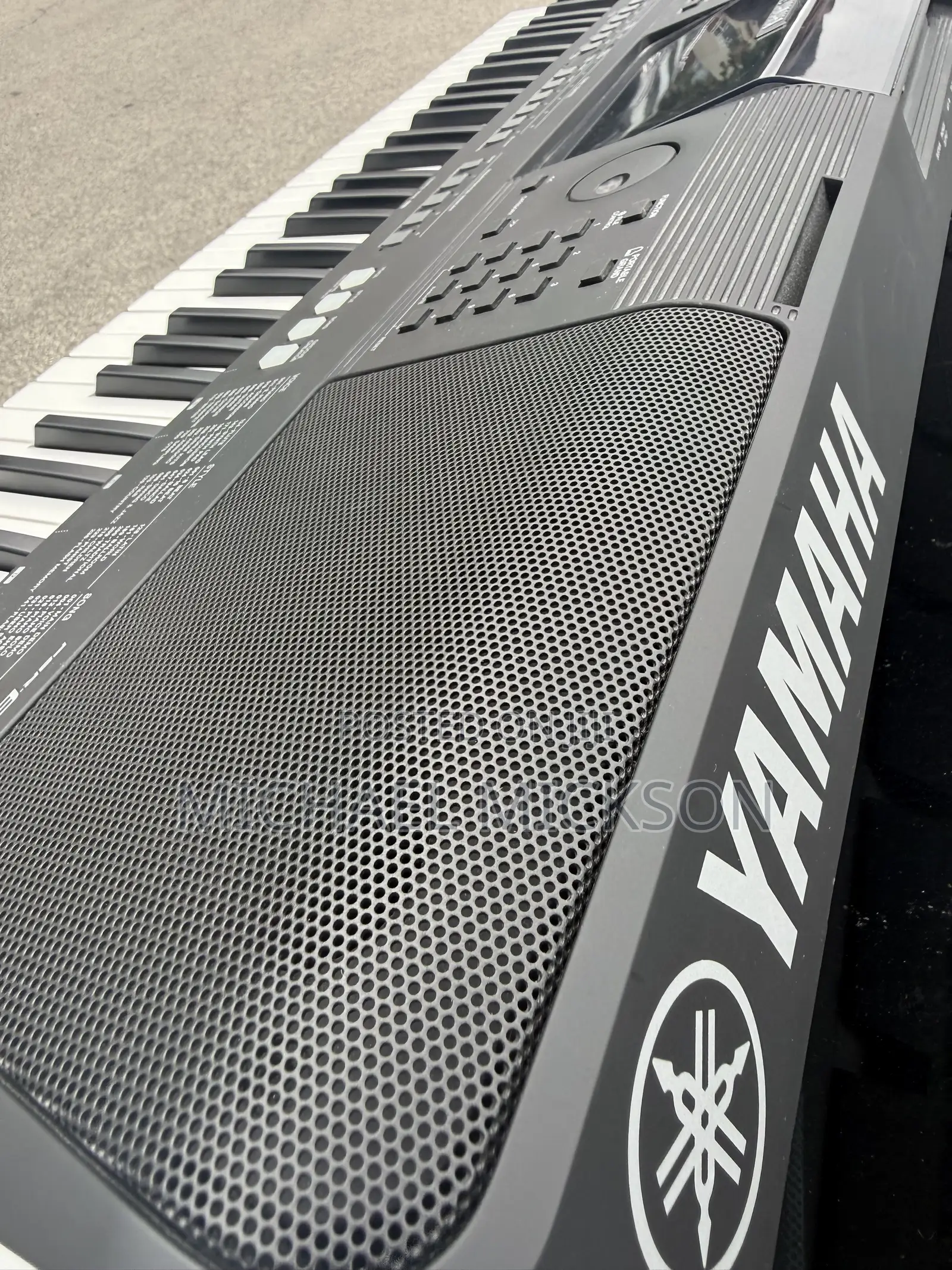 Yamaha PSR-E463