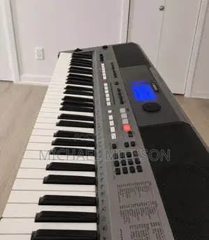 Yamaha PSR-E443
