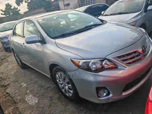 Toyota Corolla 2013 Silver