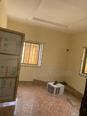 Mini Flat in Abaranje for rent