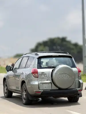 Toyota RAV4 2009 Gray