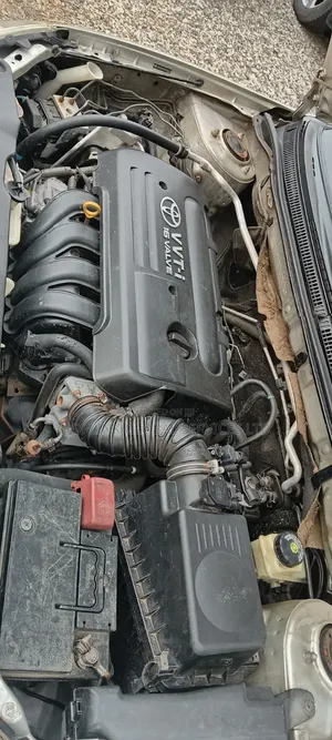 Toyota Corolla 2005 Silver