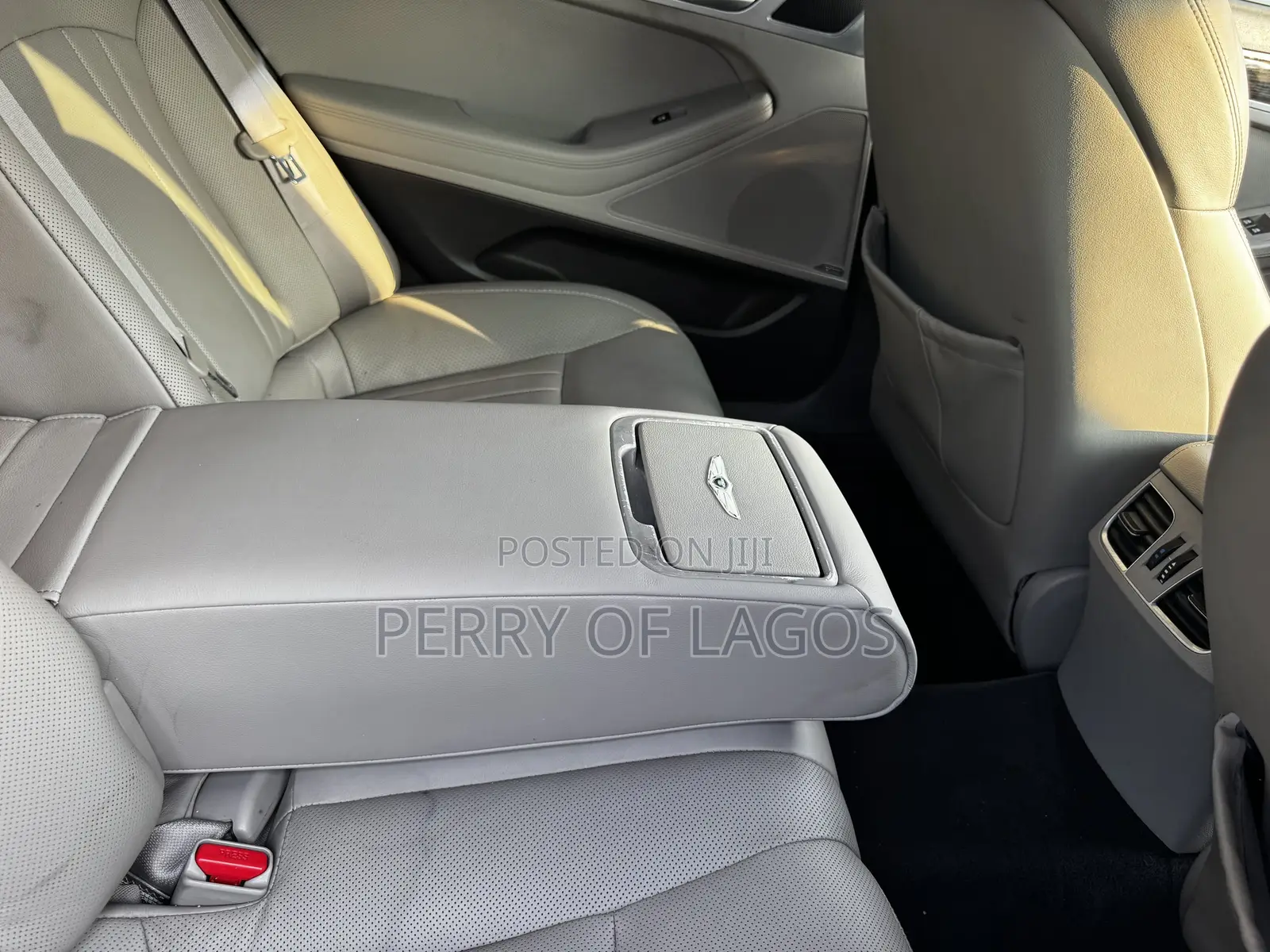 Genesis G80 2016 Blue