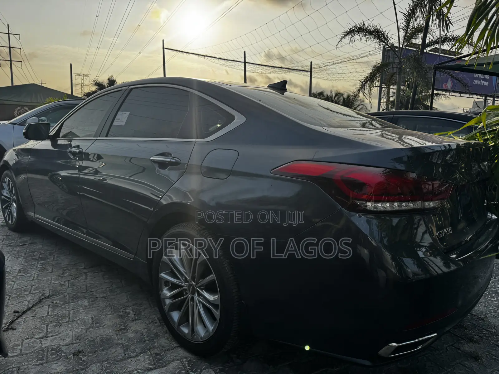 Genesis G80 2016 Blue