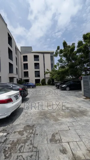 2bdrm Apartment in Lekki Peninsula for rent