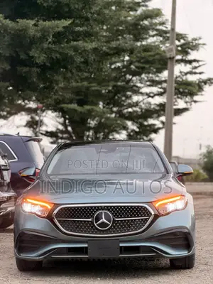 Mercedes-Benz E350 2024 Green