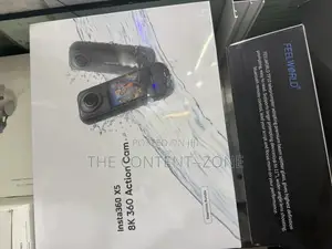 INSTA360 X5 360 Action Cam Essential Bundle