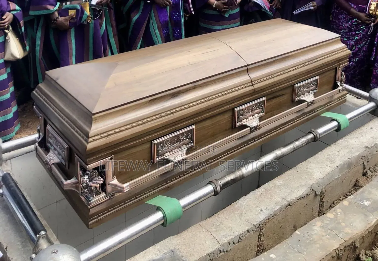 Natural Casket