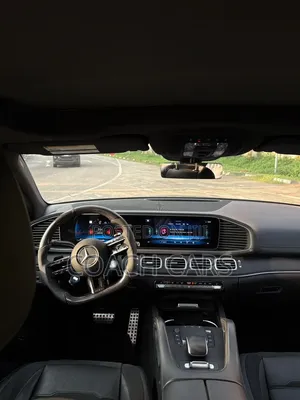 Mercedes-Benz GLE-Class 2024 Blue