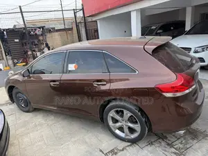 Toyota Venza V6 2010 Brown
