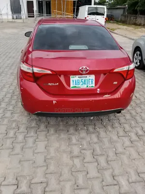 Toyota Corolla 2016 Red